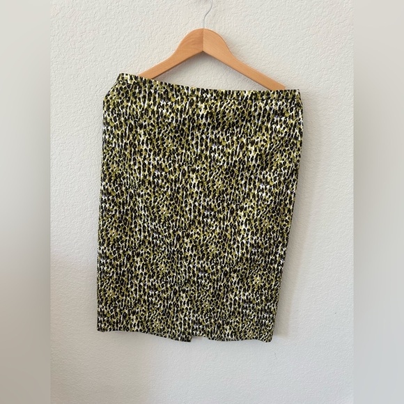 J. Crew Dresses & Skirts - J.Crew Leopard Print Women's Midi Skirt.